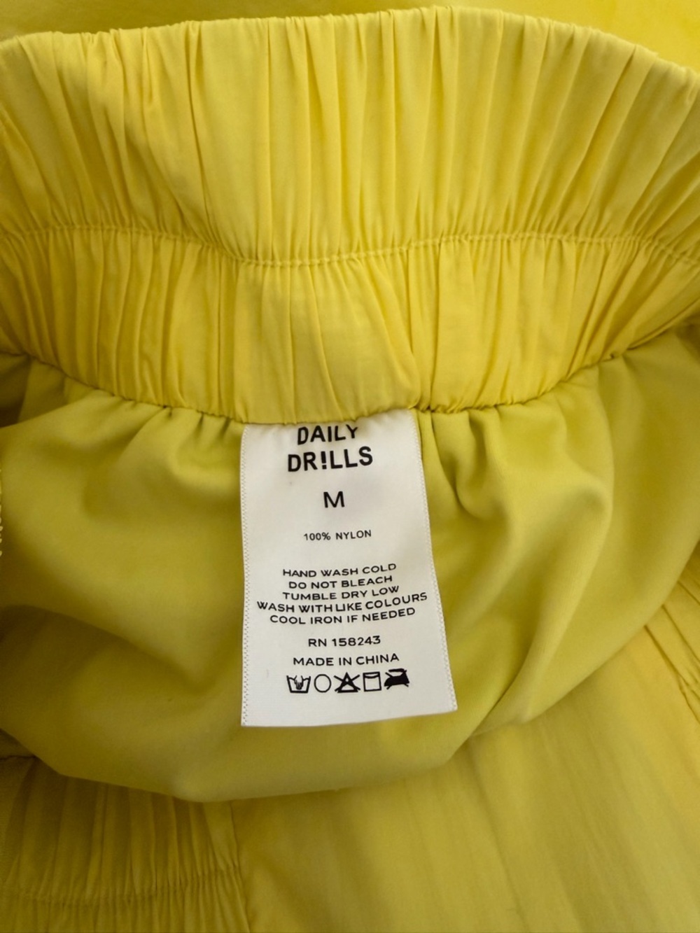 Daily Drills Bright Yellow Run Shorts Size Medium - Picture 8 of 8
